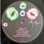 MILEY CYRUS - PLASTIC HEARTS