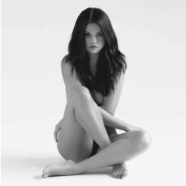 Selena Gomez – Revival